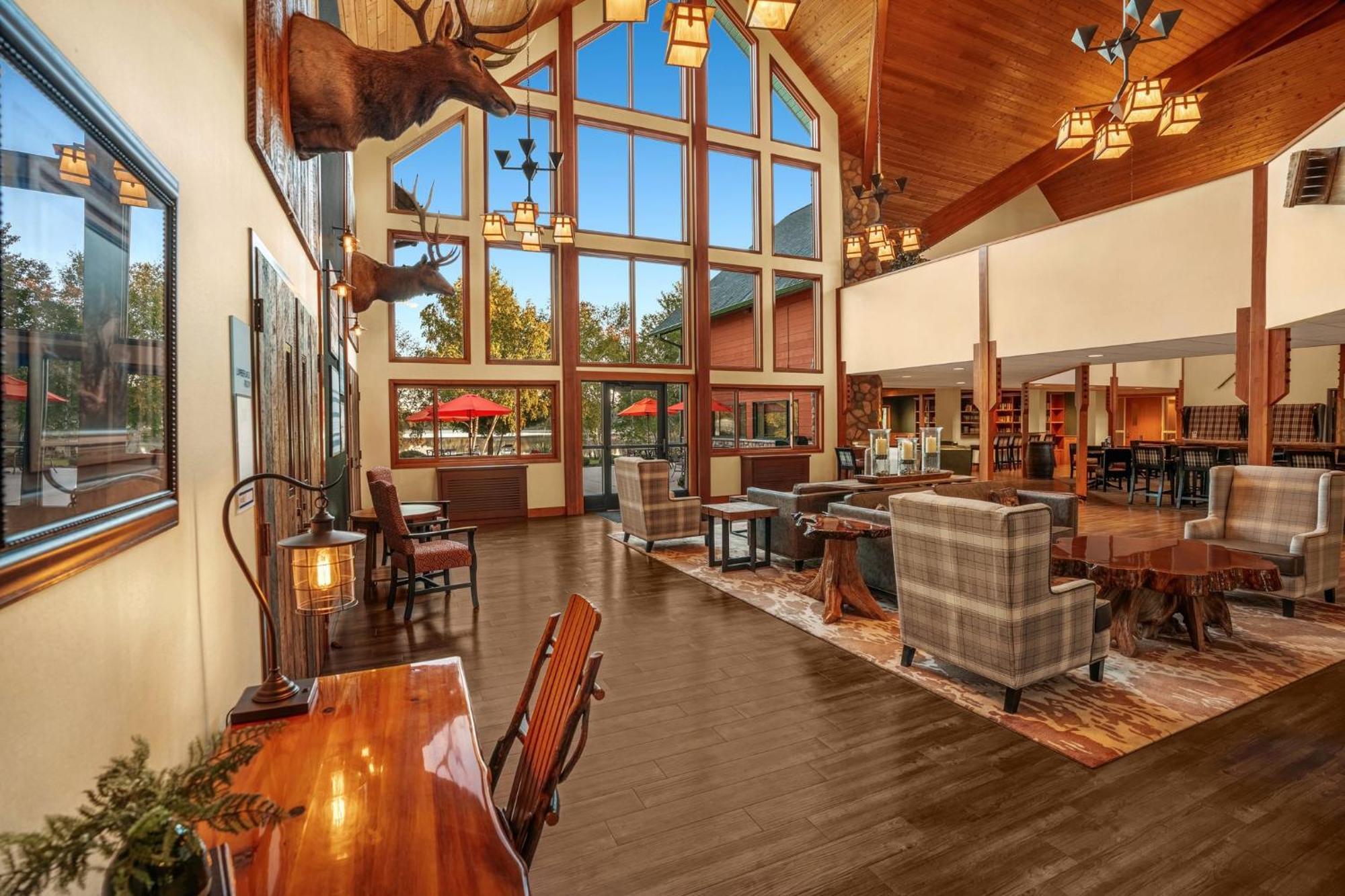 Holiday Inn Express & Suites Hayward By Ihg Eksteriør billede