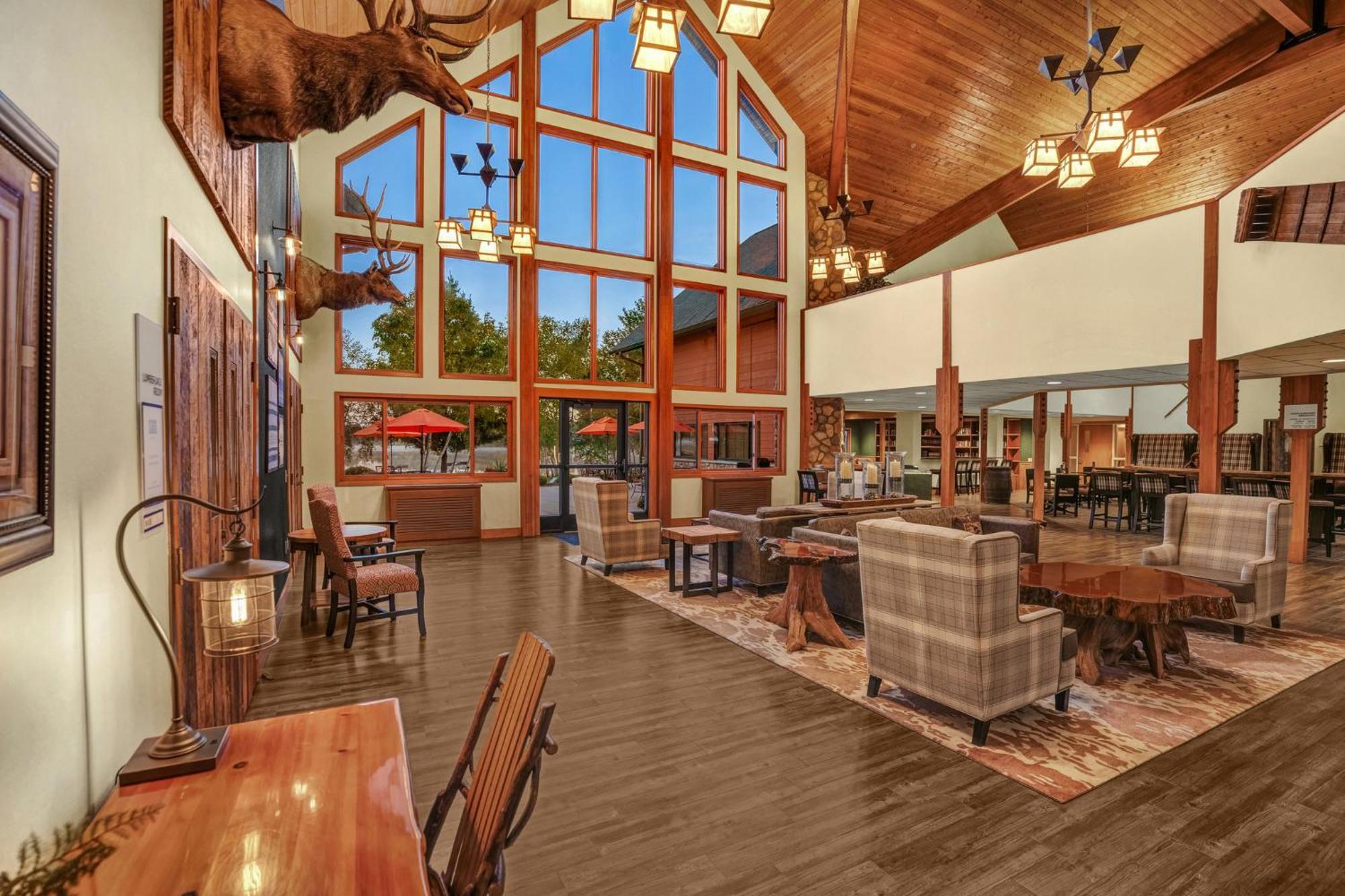 Holiday Inn Express & Suites Hayward By Ihg Eksteriør billede